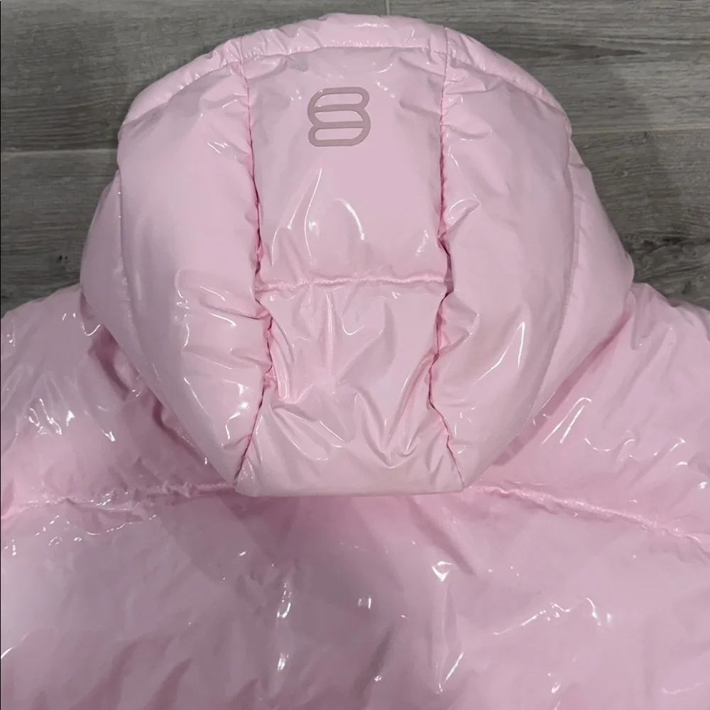 Aritzia Super puff light  Pink - not worn before size L - Picture 9 of 9